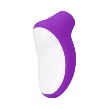 Experience clit stimulation with the LELO SONA, a premium air pulse clit stimulator for intense pleasure.