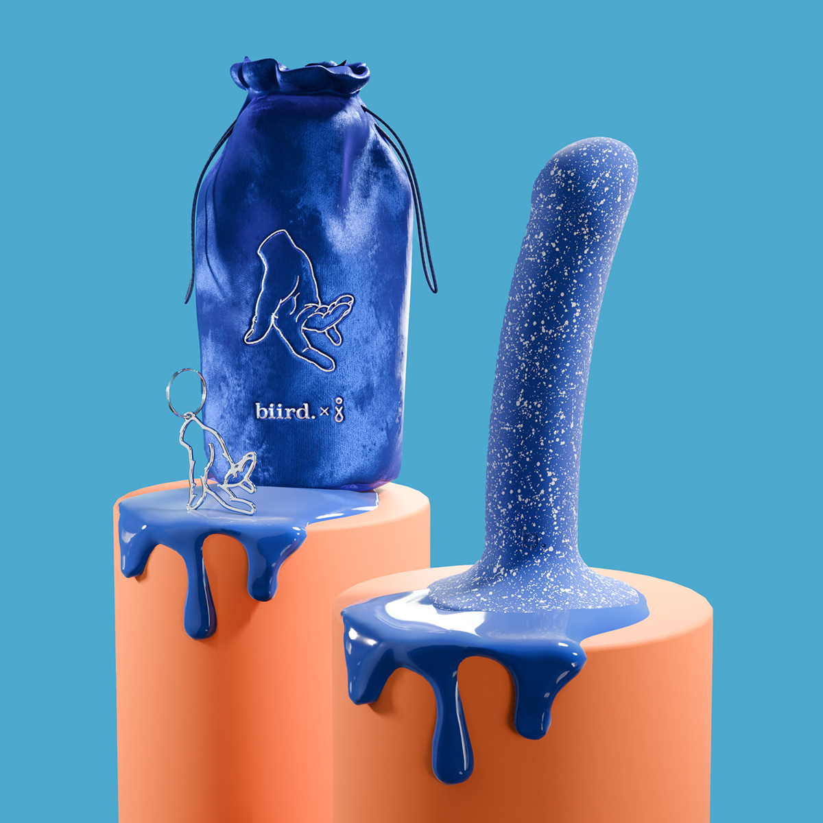 Biird Bae silicone suction dildo for women and men is perfect as a strap on dildo or anal dildo in the shower.