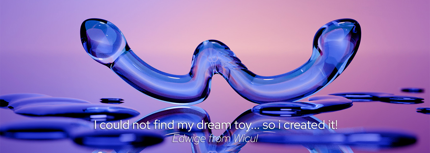 This double sided dildo is one of the best lesbian sex toys, ideal for g spot massage or as a gay dildo for couples.