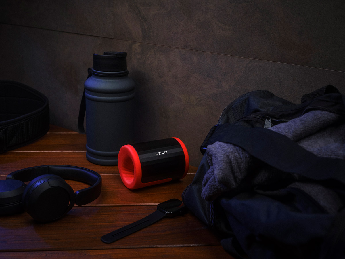 LELO F2S Mens Kegel Trainer and Automatic Male Stroker